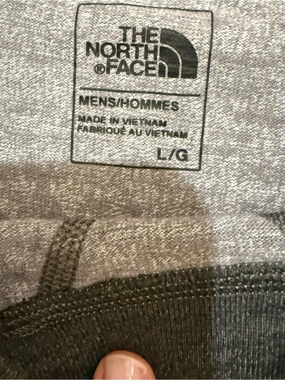 The North Face Men's Two-Tone Long Sleeve Raglan Shirt - Light Gray/Charcoal